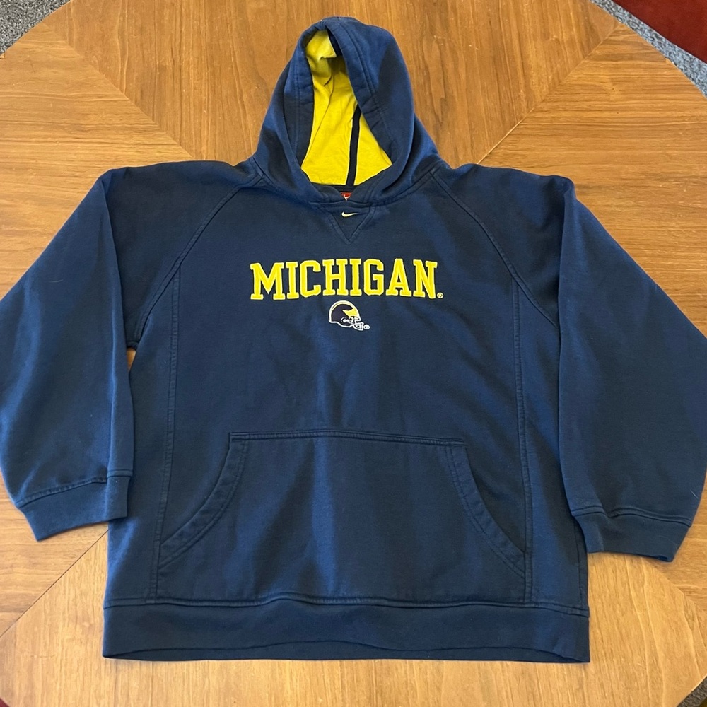Vintage Y2K Nike Team Center Swoosh Michigan Hoodie
